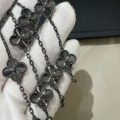 [Clover Jewelry]CLOVER 5 MOTIF BLACK BRACELET