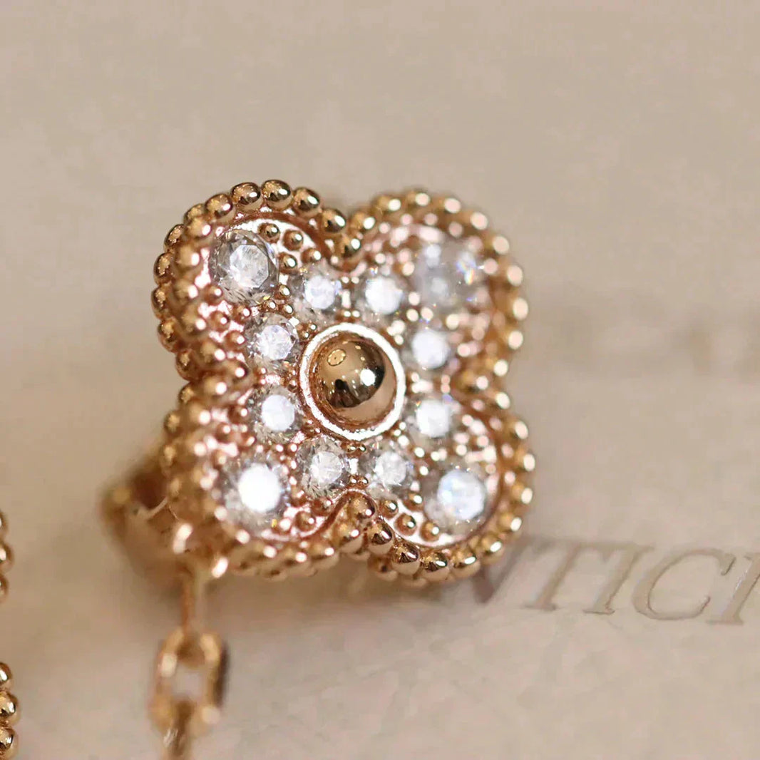 [Clover Jewelry]CLOVER MEDIUM 1 MOTIFS FUll DIAMOND EARRINGS