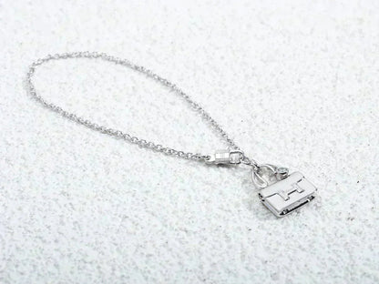 [Clover Jewelry]AMULETTE PEDANT SILVER NECKLACE