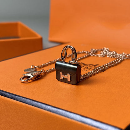 [Clover Jewelry]CONSTANCE BLACK PEDANT PINK GOLD NECKLACE