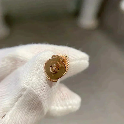 [CLOVER JEWELRY]HEART CARNELIAN STUD EARRINGS