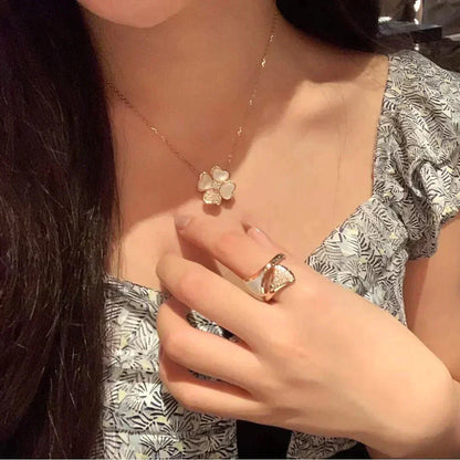 [CLOVER JEWELRY]CLOVER MOP DIAMOND ROSE GOLD NECKLACE