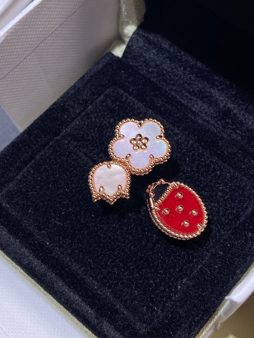 [CLOVER JEWELRY]LUCKY 3 MOTIF ROSE GOLD RING