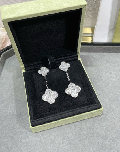 [CLOVER JEWELRY]CLOVER 2 MOTIFS DIAMOND PAVED SILVER EARRINGS