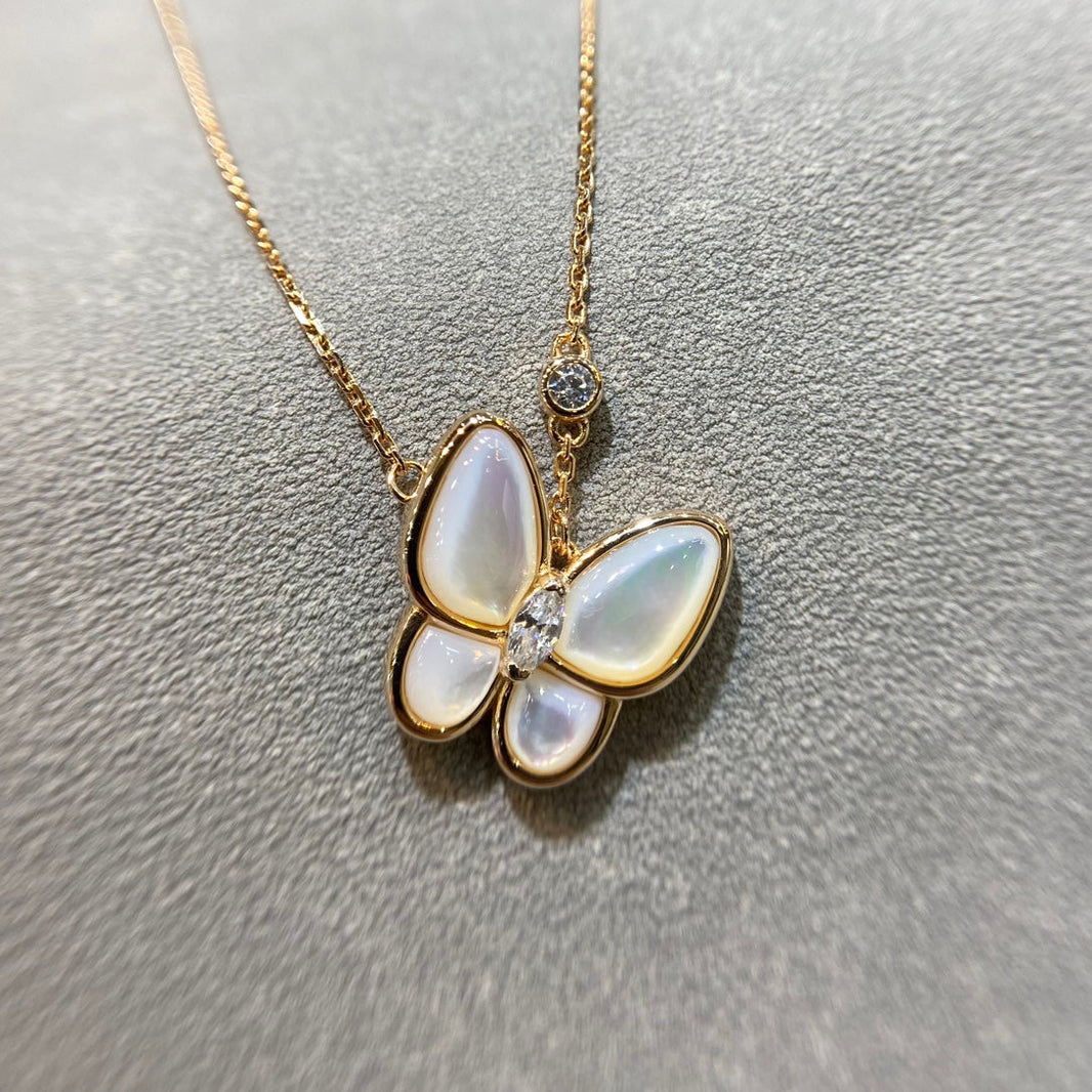 [CLOVER JEWELRY]BUTTERFLY MOP DIAMOND NECKLACE