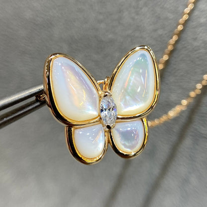 [CLOVER JEWELRY]BUTTERFLY MOP DIAMOND NECKLACE