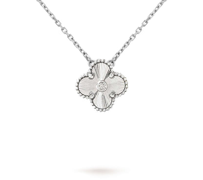 [CLOVER JEWELRY]CLOVER 15MM CHRISTMAS LIMITED EDITION SINGLE FLOWER NECKLACE