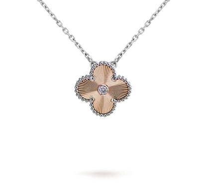 [CLOVER JEWELRY]CLOVER 15MM CHRISTMAS LIMITED EDITION SINGLE FLOWER NECKLACE