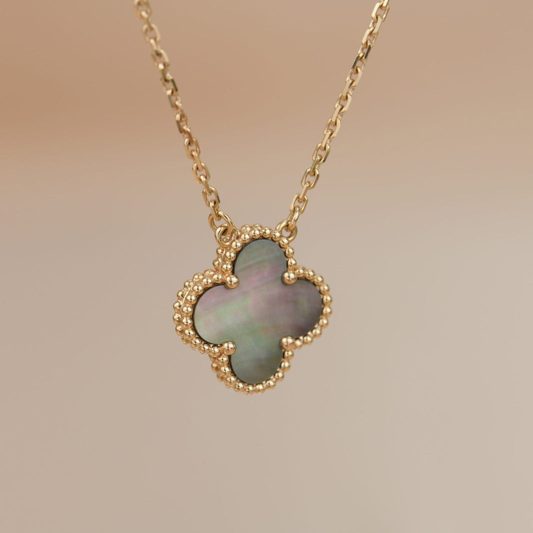 [Clover Jewelry]CLOVER 15MM  GRAY MOTHER OF PEARL NECKLACE