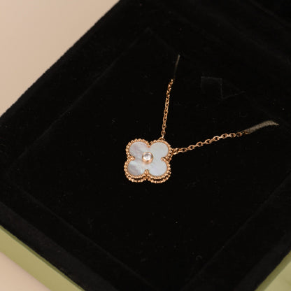 [Clover Jewelry]CLOVER 15MM DIAMOND WHITE FRITILLARIA NECKLACE
