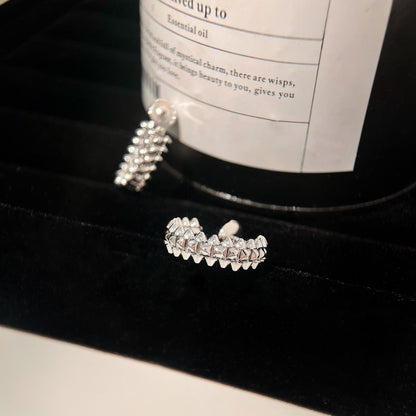 [Clover Jewelry]CLASH SMALL HOOP EARRINGS