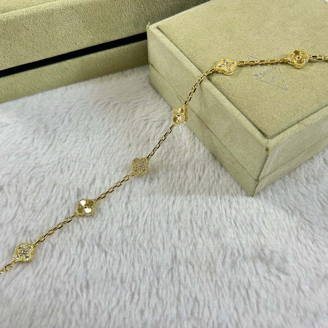 [CLOVER JEWELRY]CLOVER 6 MOTIF DIAMOND LASER BRACELET