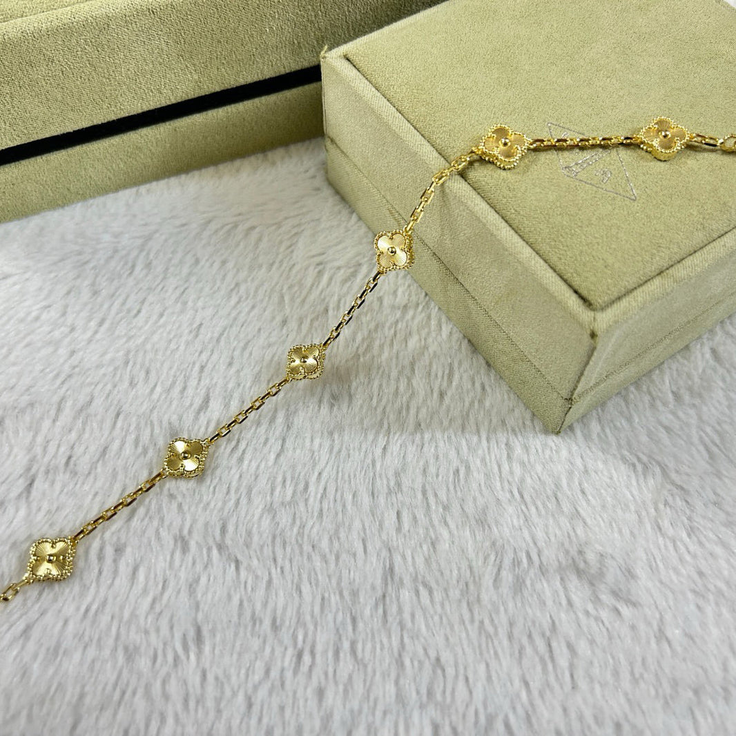 [CLOVER JEWELRY]CLOVER 6 MOTIF DIAMOND BRACELET