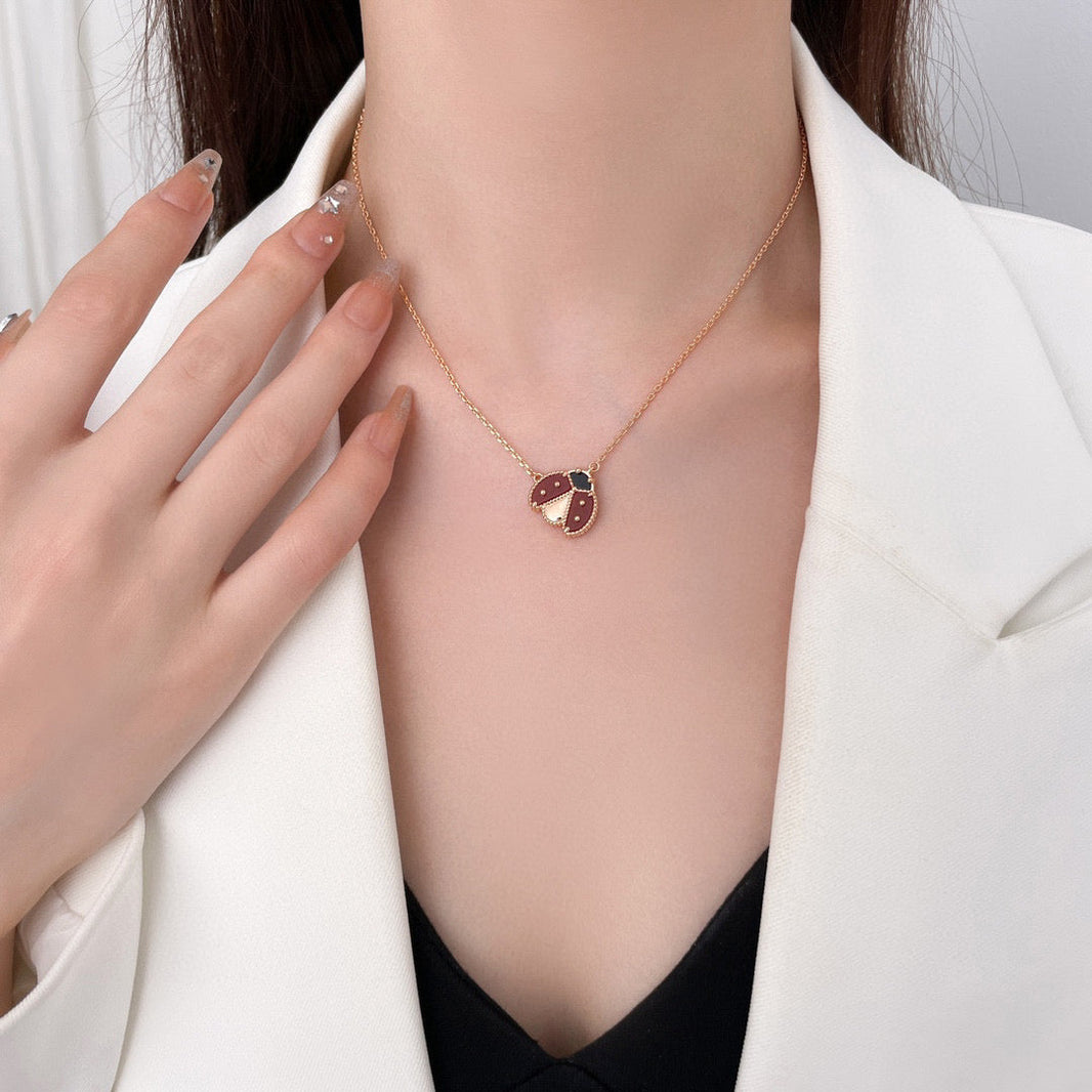 [CLOVER JEWELRY]LUCKY  CARNELIANS LADYBUG NECKLACE