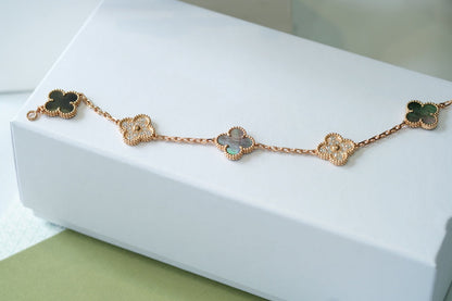 [Clover Jewelry] CLOVER 5 MOTIF GRAY MOP BRACELET COLLECTION