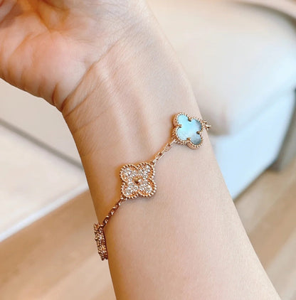 [Clover Jewelry] CLOVER 5 MOTIF GRAY MOP BRACELET COLLECTION
