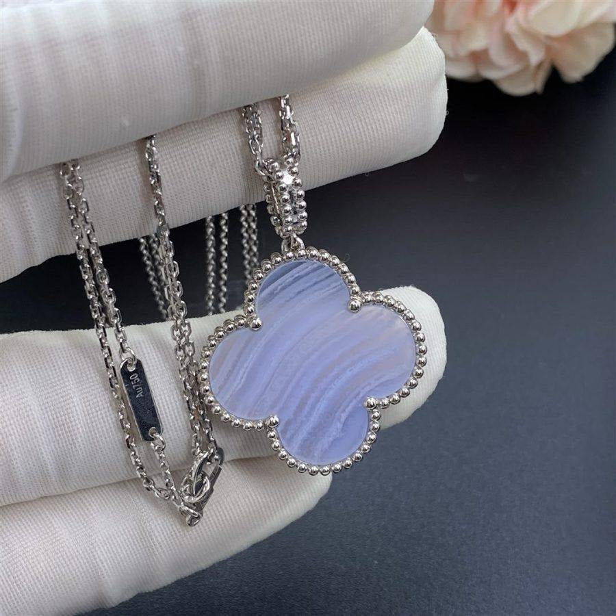 [CLOVER JEWELRY]CLOVER SILVER CHALCEDONY BIG CLOVER NECKLACE