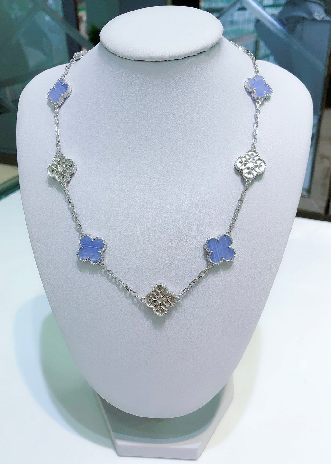 [CLOVER JEWELRY]CLOVER 10 MOTIFS CHALCEDONY DIAMONDS SILVER NECKLACE